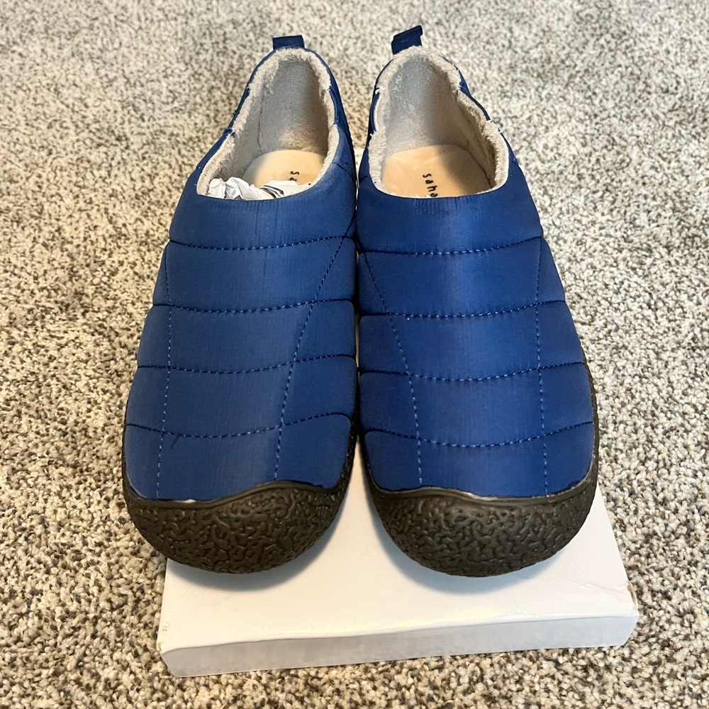 BRAND NEW Women's Sahalie Toesters Slippers Size 9.5